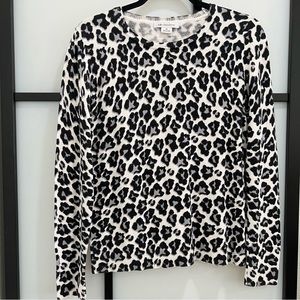 Liz Claiborne Cheetah print Sweater